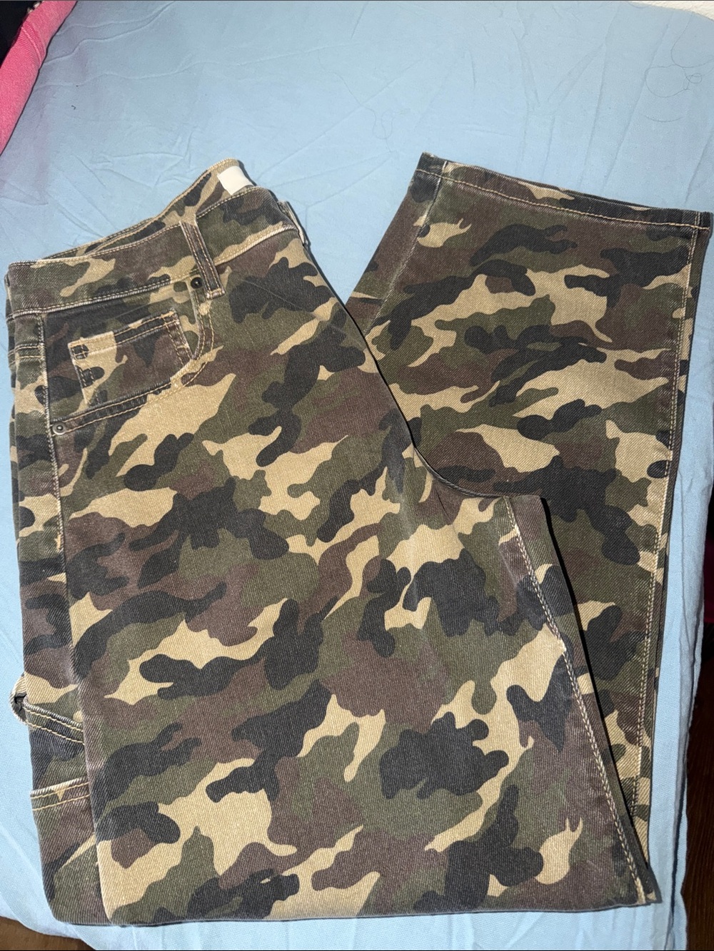 Vici Women's Straight Jeans in Green Camo